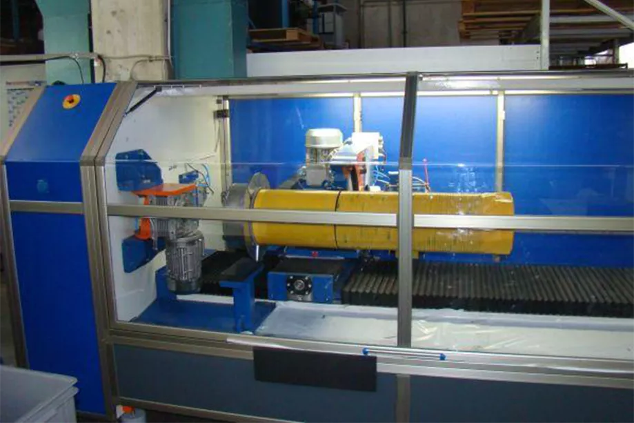 RAS-160-A – Rollenabstechautomat · Arbeitsbreite 1.600 mm