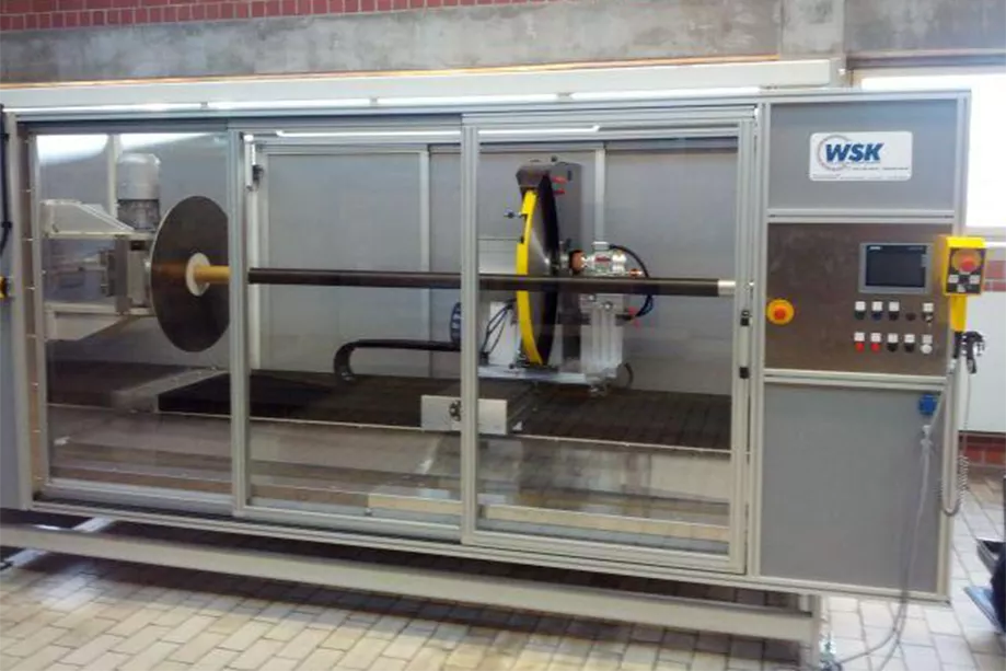 RAS-200-A-sp – Rollenabstechautomat für große Rollen · 2.000 mm